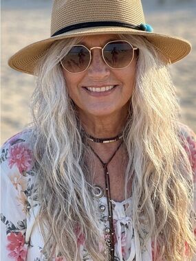 Meet your Posher, Kat